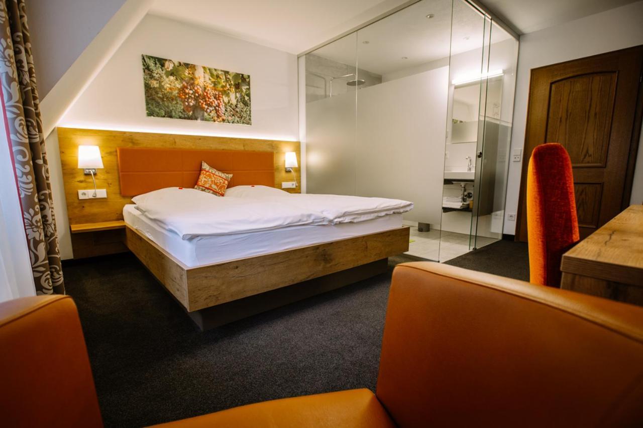 Hotel Restaurant Lamm Rosswag Vaihingen-sur-l'Enz Extérieur photo