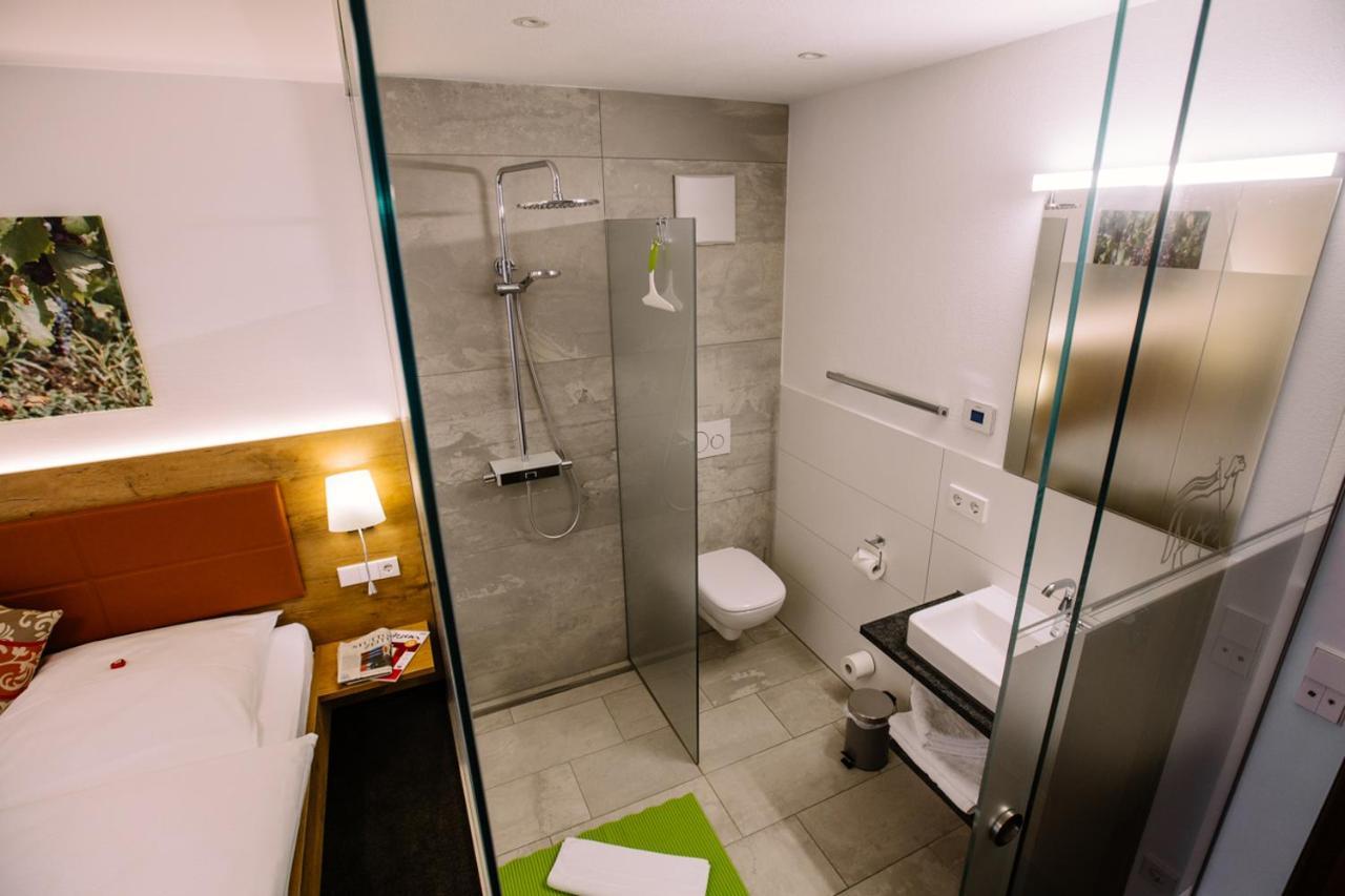 Hotel Restaurant Lamm Rosswag Vaihingen-sur-l'Enz Extérieur photo